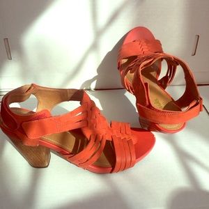 Clark’s Indigo Orange Sandals 8.5M